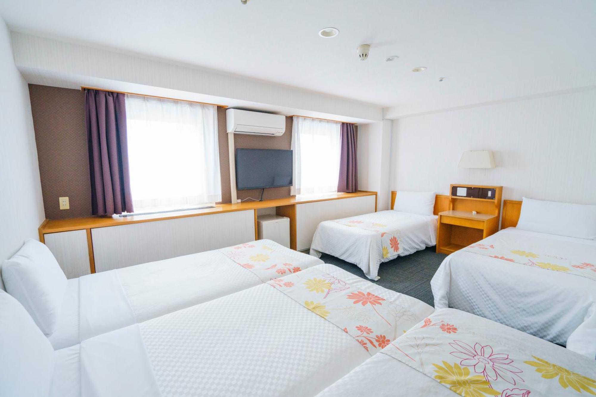 Hotel Ocean Naha Quarto foto
